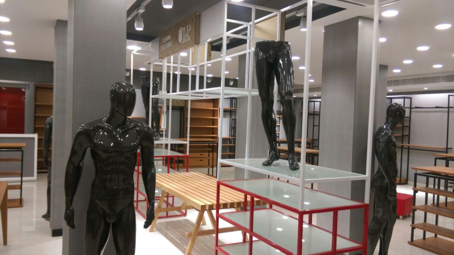 Retail Store Fixtures